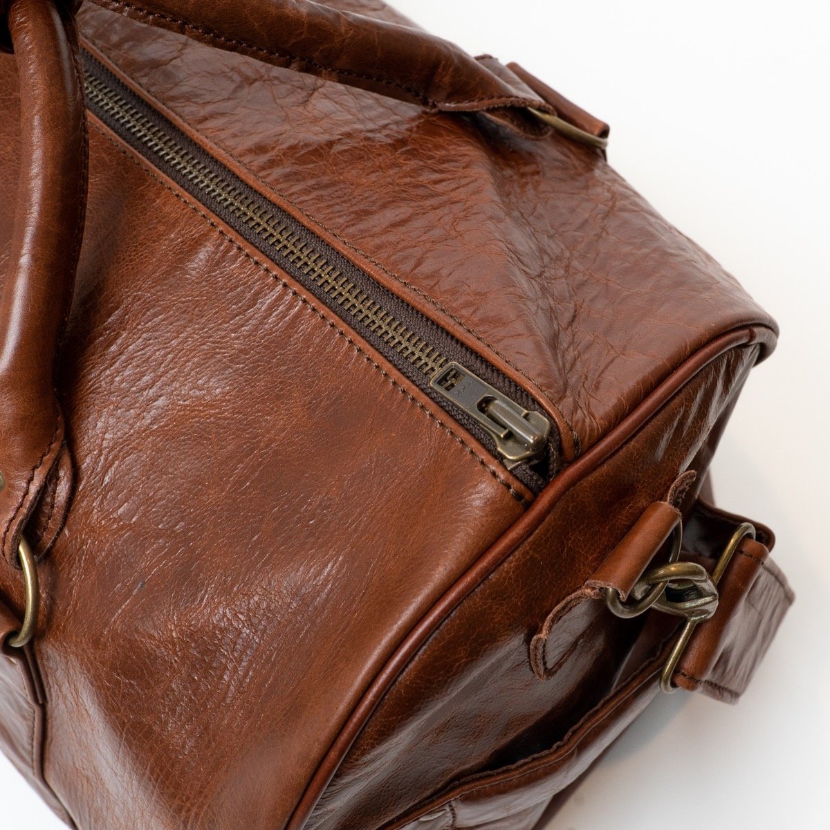 1910 Leather Gym Duffel Bag - Image 10
