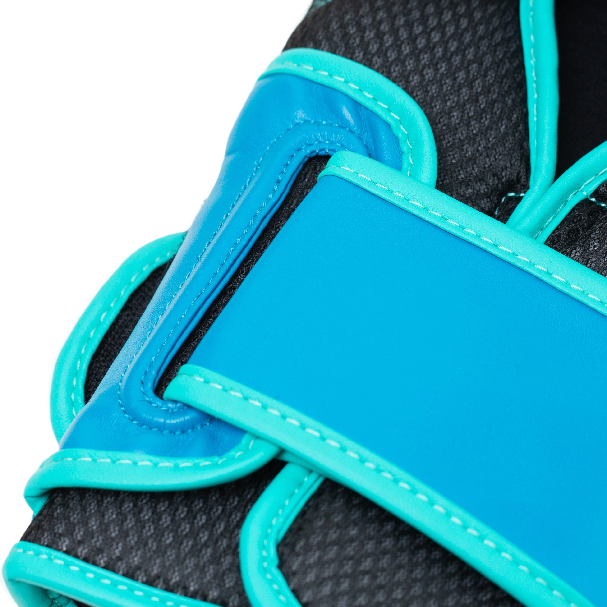 Powerlock 2R Training Gloves Hook and Loop - Image 27