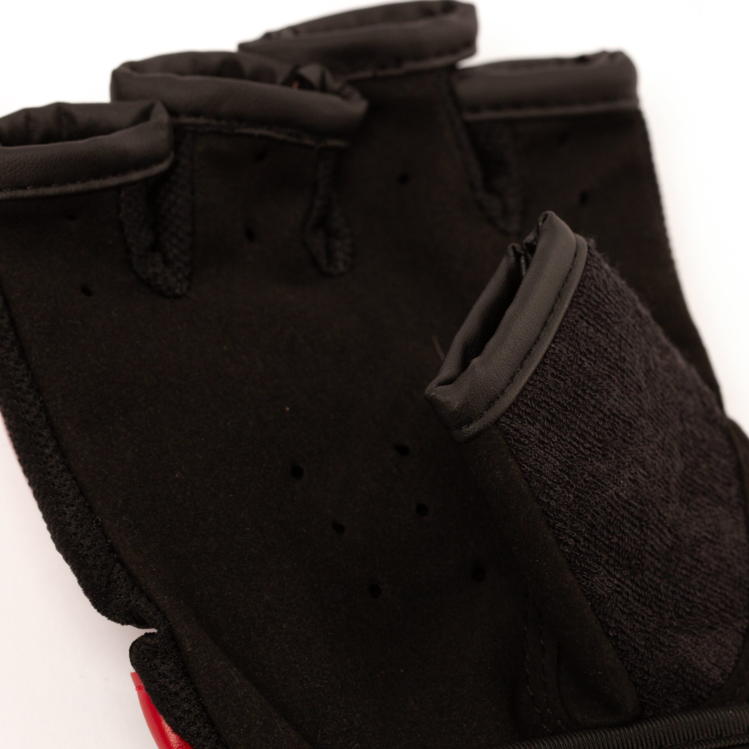 Core Everstrike MMA Gloves Red - Image 8